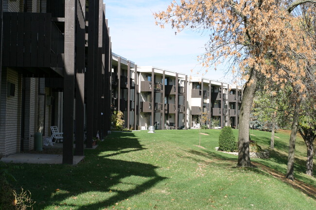 Foto del edificio - Cedar Cliff Apartments