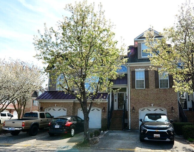 Foto del edificio - Beautiful Townhome/condo