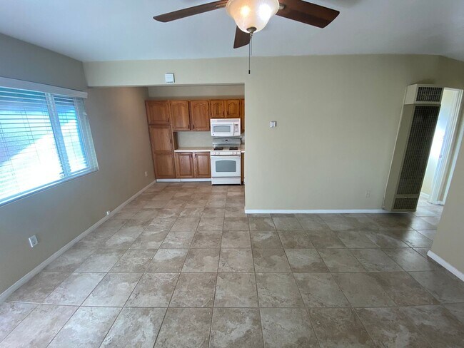 Foto del edificio - kl303r