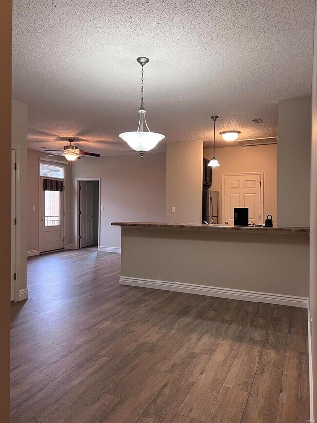 Foto del edificio - 3404 Hiram St