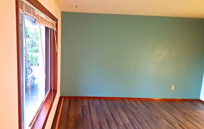 Foto del edificio - 3138 SE Hathaway Dr