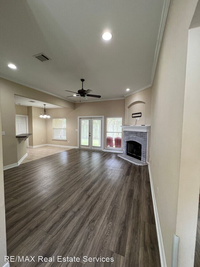 Foto del edificio - 3 br, 2 bath House - 139 Riverbrooke Drive