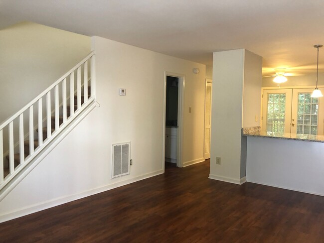 Building Photo - Great Location! Five Points Tanyard Condom...