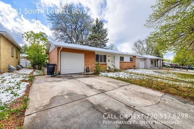 Foto del edificio - 2261 S Lowell Blvd