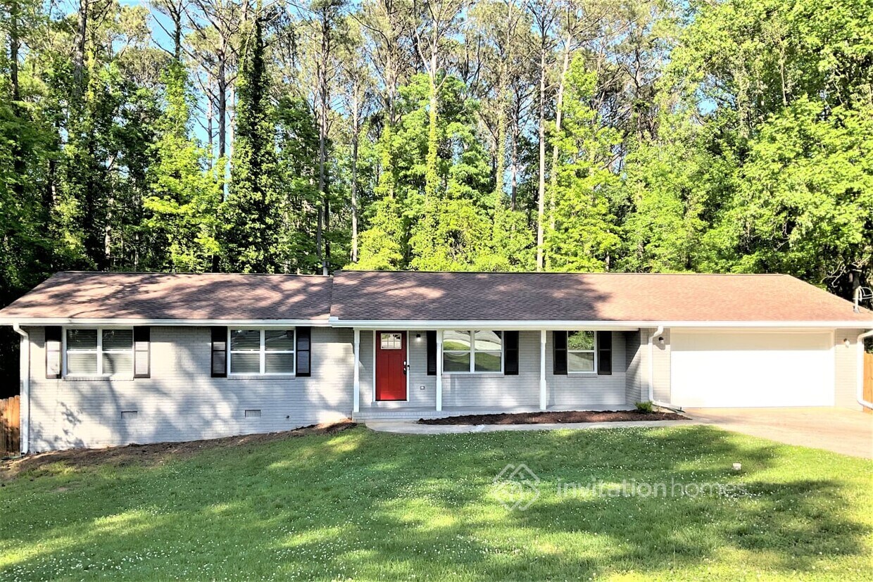 Primary Photo - 872 Pinecrest Terrace SW