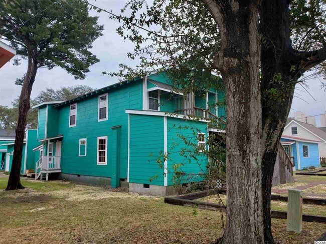 Building Photo - 508 17th Ave