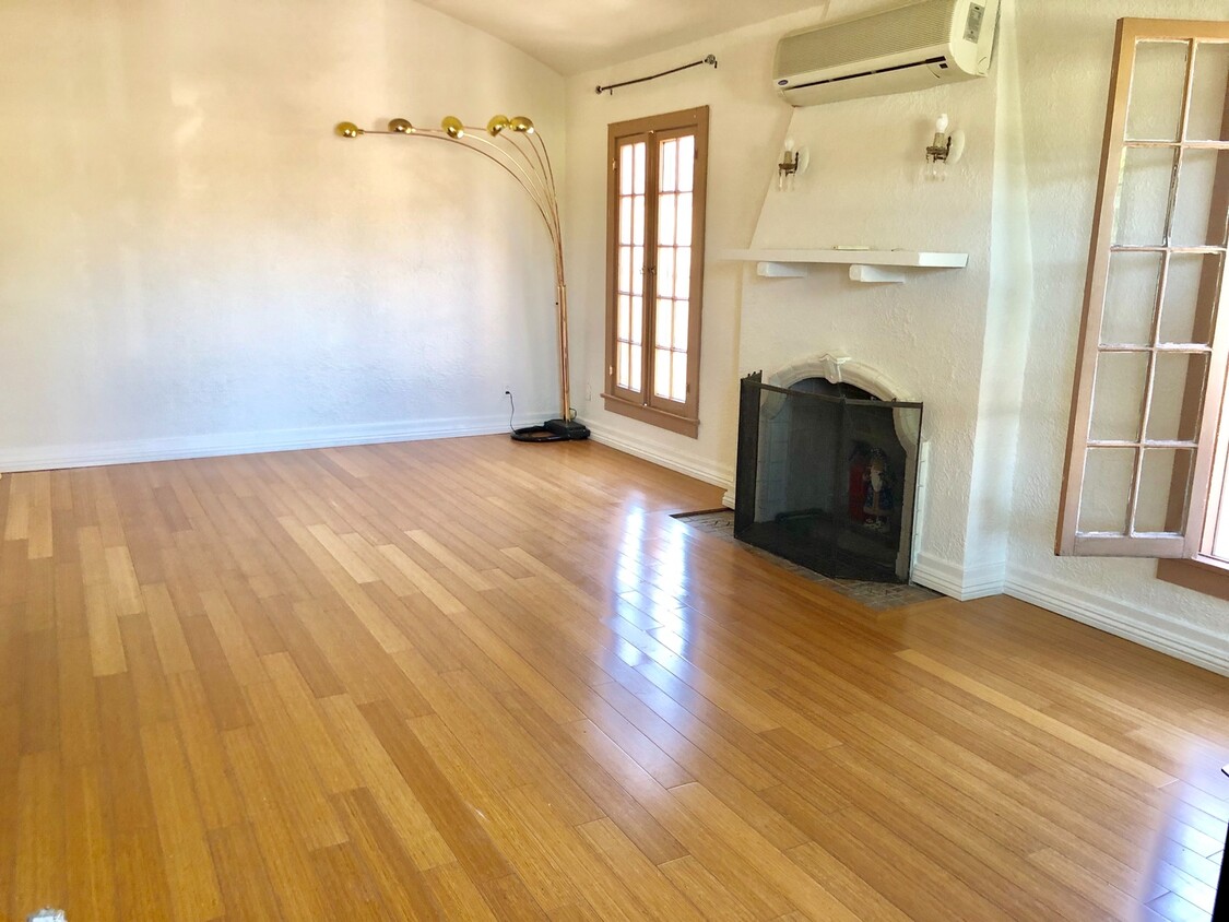 203 Russell Ave Unit Front, Monterey Park, CA 91755 Room for Rent in