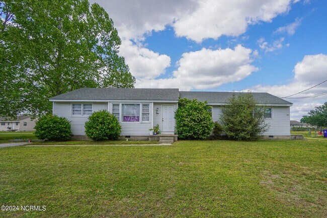 Foto del edificio - Lawn Care Included in Jville City Limits!