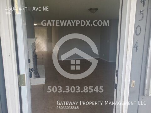 Foto del edificio - 4504 47th Ave NE