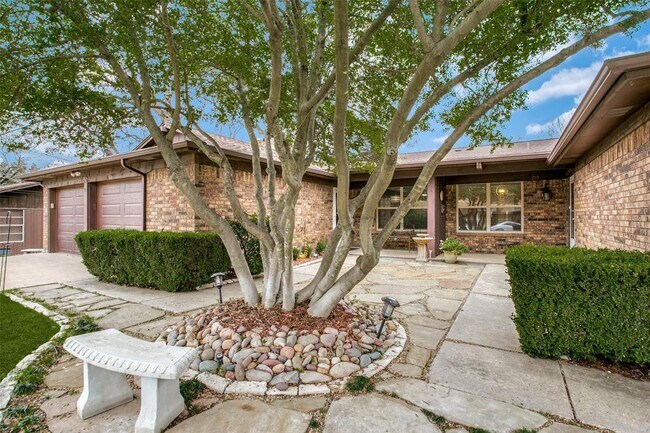 Foto del edificio - 212 E Worth St