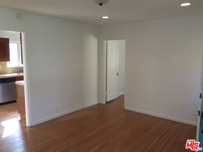 Foto del edificio - 2128 20th St