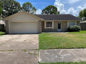Building Photo - 12522 Corning Dr