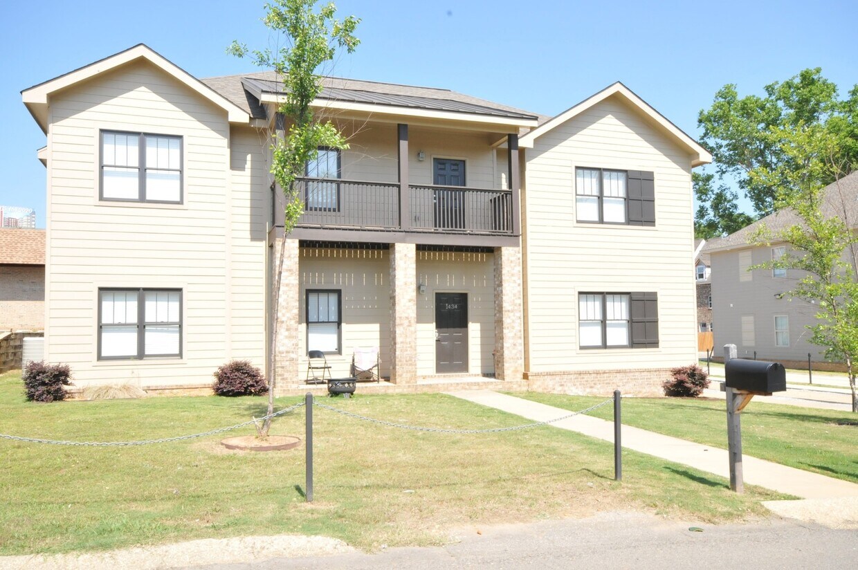 1434 Cloverdale Apartment for Rent in Tuscaloosa, AL