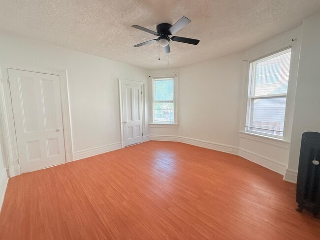 Building Photo - 157 Harrison Ave