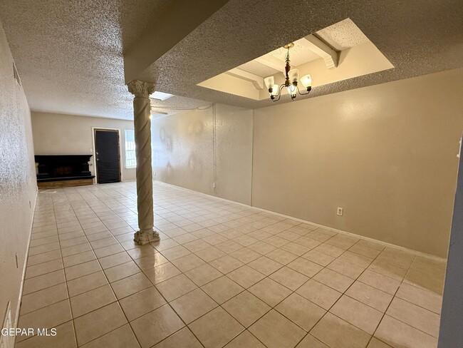 Building Photo - 3112 Wayside St