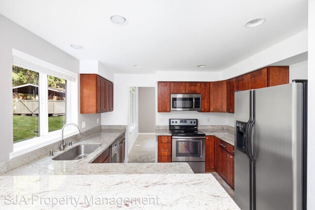 Building Photo - 4 br, 3 bath House - 13250 235th Place SE