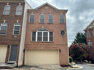Building Photo - 3449 25th Ct S