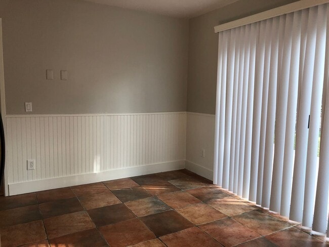 Building Photo - Coming Soon! Park Place Bluffs Unit!