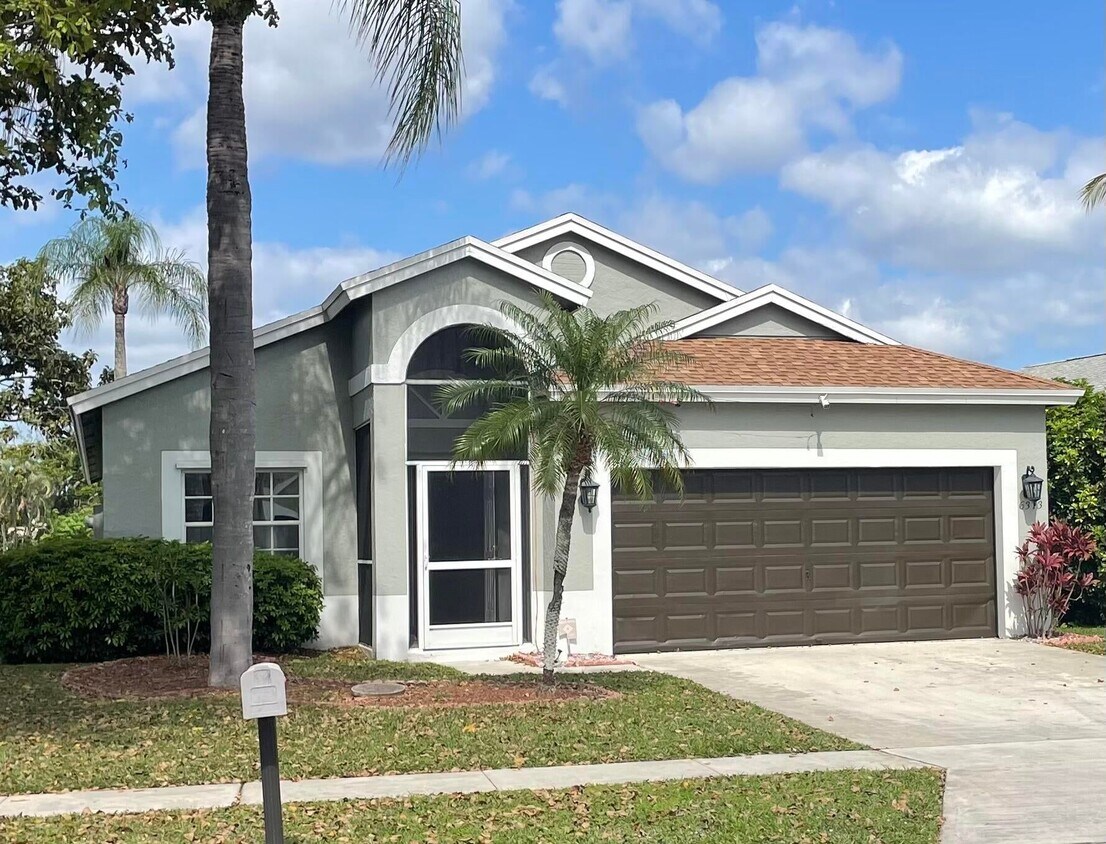 Foto principal - 6373 Lansdowne Cir