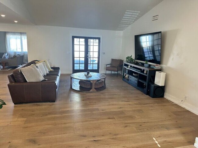 Foto del edificio - 923 N 59th St