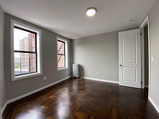 Building Photo - 2 bedroom in BRONX NY 10456