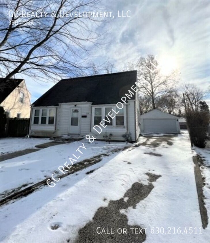 Foto principal - ***3 BDRM / 2 FULL BTH / FINISHED BSMT / 2...