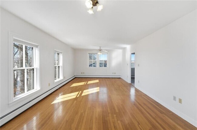 Foto del edificio - 686 Hope St