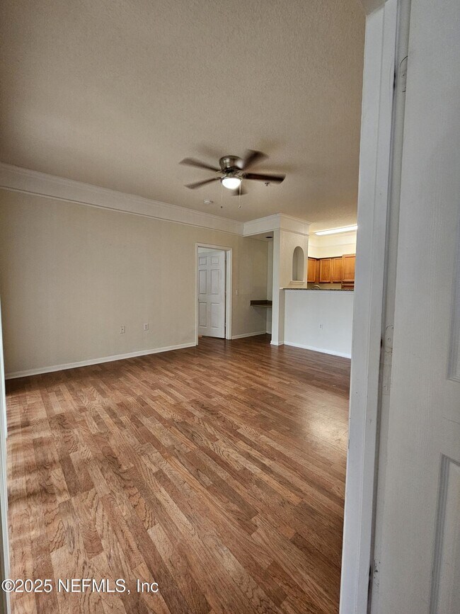 Foto del edificio - 8550 Touchton Rd