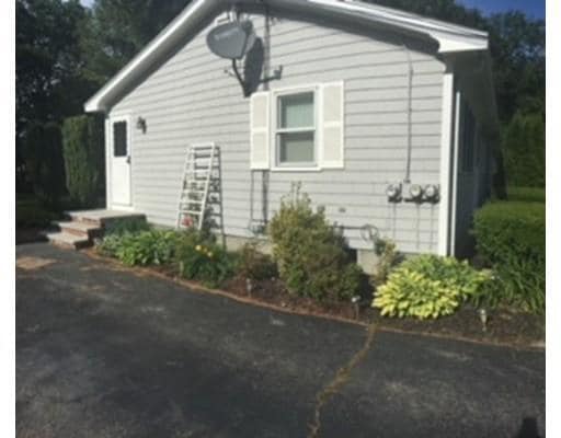 Building Photo - 2 bedroom in Westport MA 02790