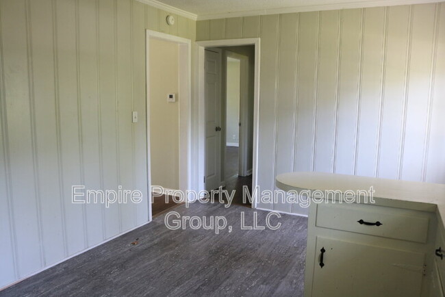 Building Photo - 3624 Live Oak St