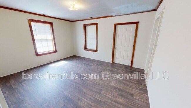 Foto del edificio - 265-C Edwards Ave.