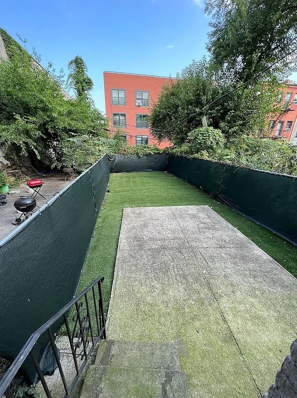backyard - 1935 Fulton St