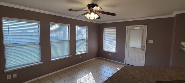 Foto del edificio - 19042 Remington Mill Dr