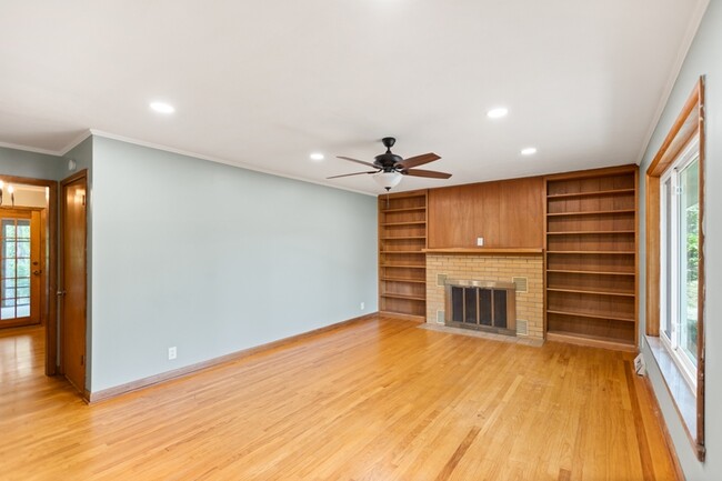 Foto del edificio - 905 W 6th Ave