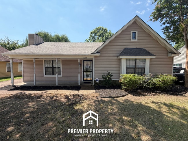 Stunning 3BR/2BA Memphis Home with Vaulted Ceilings & Rustic Fireplace! - Stunning 3BR/2BA Memphis Home with Vaulted Ceilings & Rustic Fireplace!