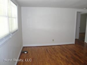 Building Photo - 140 Queens Creek Rd