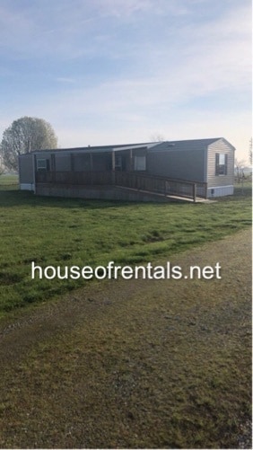 Primary Photo - 860 Chamness Rd