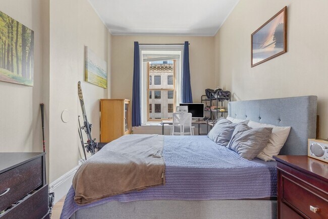Foto del edificio - 121 Newbury St