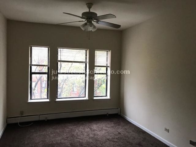 Building Photo - 1501 E 69th Pl