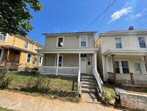 Building Photo - 804 Wise St