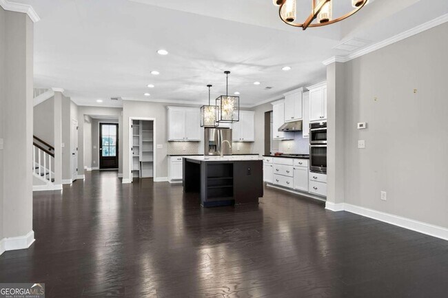 Foto del edificio - 3515 Knobcone Dr