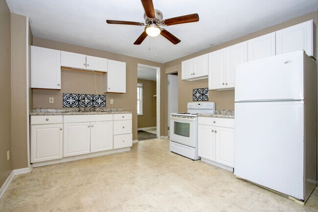 Foto del edificio - Two bedroom, single-family home