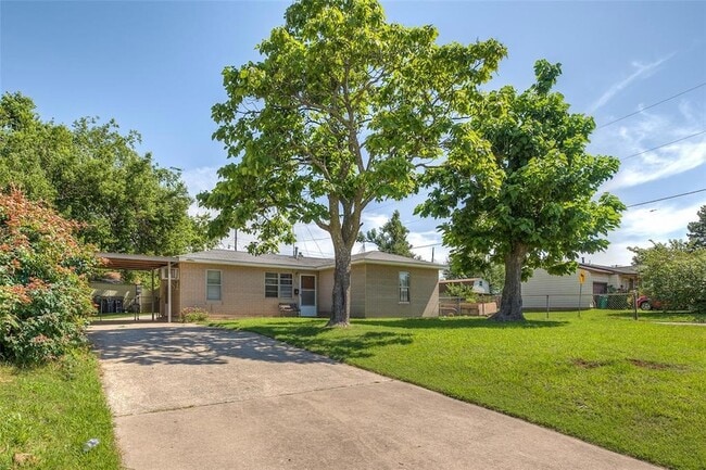 Photo - 745 SE 42nd St House