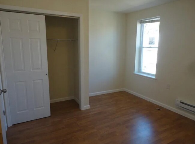 Foto del edificio - 728 Watkins St