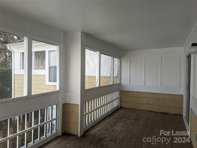 Foto del edificio - 761 Southwest Dr