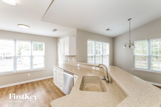 Building Photo - 13904 Ballyshannon Ln