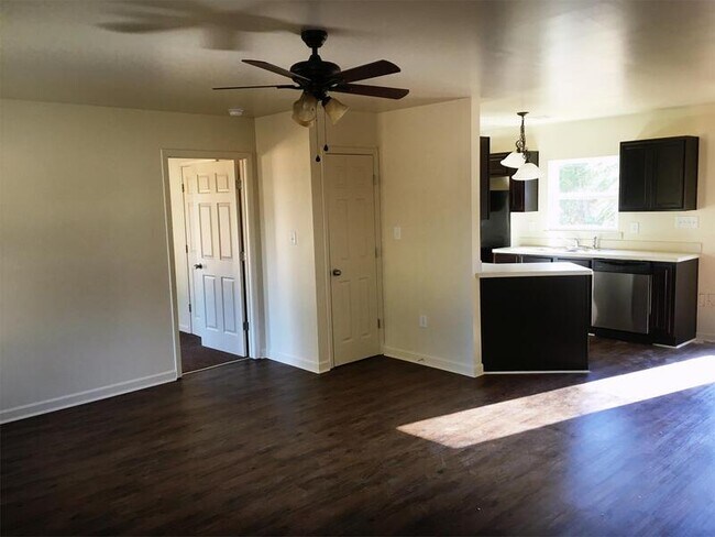 Foto del edificio - 2901 Monroe Hwy