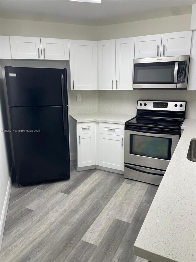 Foto del edificio - 10237 NW 9th St Cir