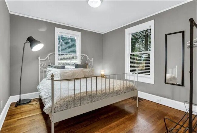 Foto del edificio - 1354 Winburn Dr