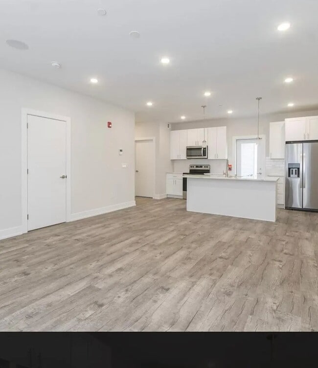 Photo - 1829 E Sergeant St Apartment